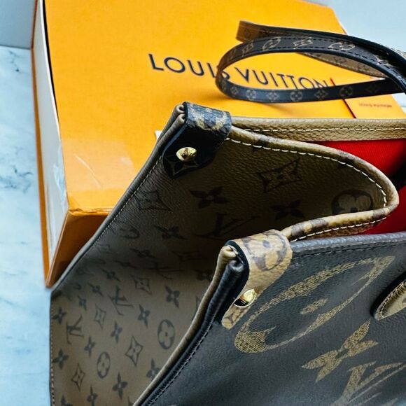Louis Vuitton Onthego GM Tote - Picture 5 of 14